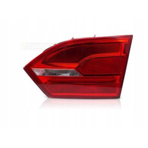LAMPA TYLNA W KLAPĘ VW JETTA 11-14 RED WHITE TYC PRAWA